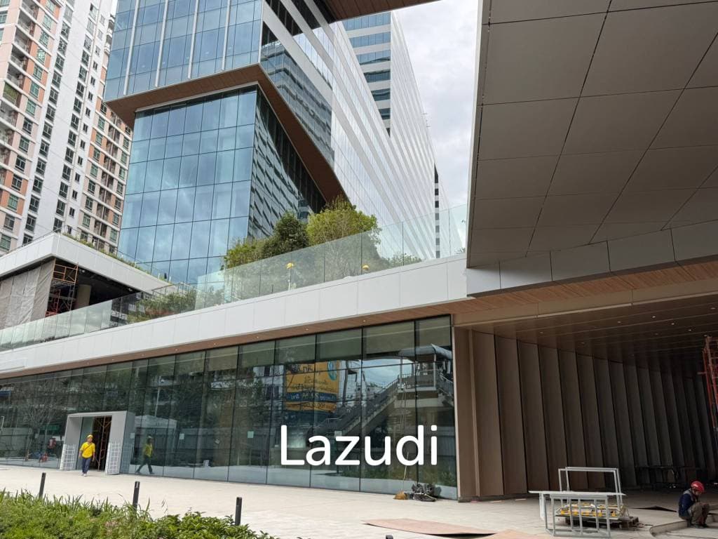 Cloud Eleven Residences · Phra Khanong