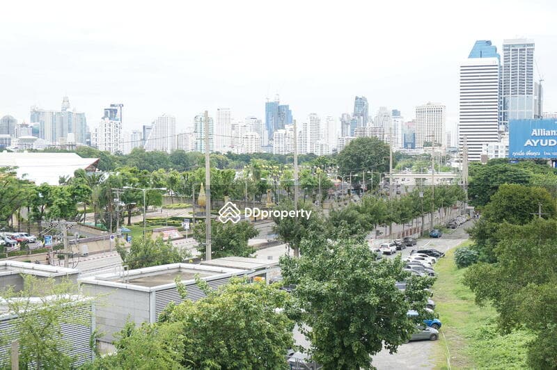 Lumpini Place Rama 4-Ratchadaphisek