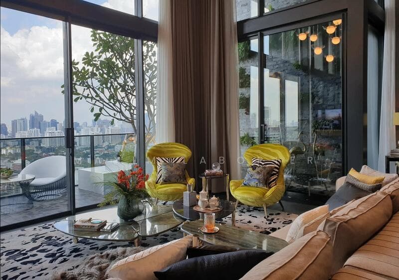 Tela Thonglor · gallery 3